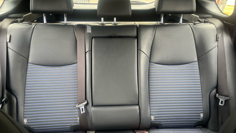 Toyota RAV4 2.5 VVT-i Hybrid Dynamic 5dr CVT Hybrid Estate